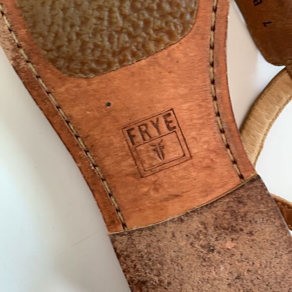Frye thong sandals with metal studded straps ankle straps size 7 - Picture 3 of 7